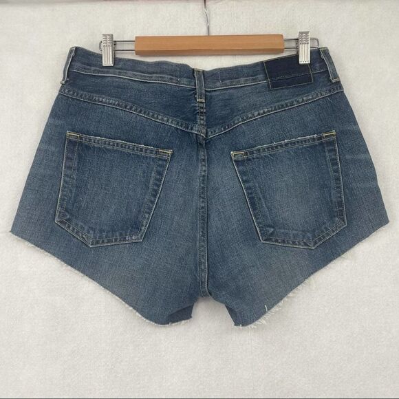 AMO Loverboy Raw Hem Denim Shorts Size 31 - Picture 6 of 9